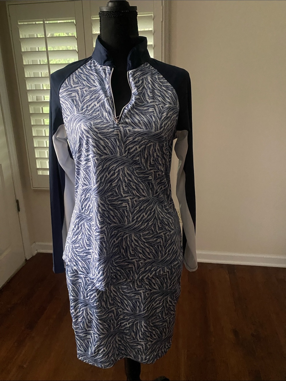Greg Norman Navy and White Printed 2 Piece Golf Outfit